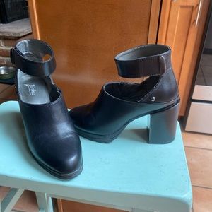 Jambu International stack heel sandal